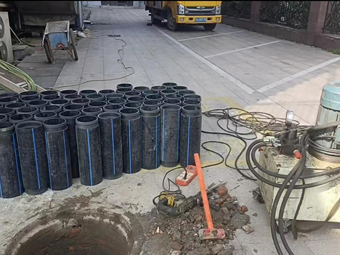 黄石港PE置换管厂家 DN315置换管 非开挖管短管置换